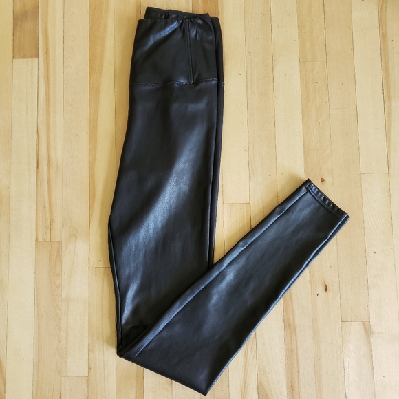 Aritzia Wilfred Free Daria Faux Leather Leggings - Picture 3 of 9